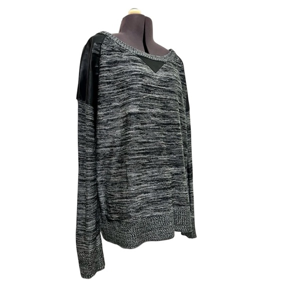 NWT Dolled up by Fang black/white Marled Sweater w/ faux leather accents Size XL - Picture 1 of 4
